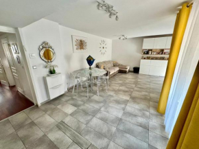 Appartement T4 cœur St-Giniez et parking en ss-sol